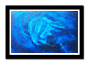 Cuadro enmarcado negro abstracto en tonos azules, frio