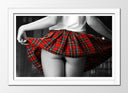 Cuadro enmarcado blanco chica sexy, mini falda escocesa