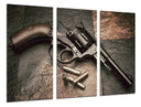 Tríptico pistola vintage, arme, balas , guerra