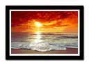 Cuadro enmarcado negro paisaje playa, atardeder,colores calidos