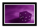 Cuadro enmarcado negro dado retro, morado