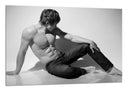 Cuadro hombre semi desnudo, torso, blanco y negro