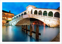 Lámina puente en venecia por la noche, italia