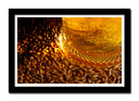 Cuadro enmarcado negro cerveza, dorada, burbujas