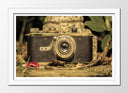 Cuadro enmarcado blanco camara leica antigua, vintage, sepia