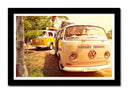 Cuadro enmarcado negro Furgoneta Volkswagen Vitage, Hippie