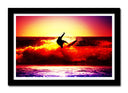 Cuadro enmarcado negro Surfista, Atardecer en el Mar, Deporte