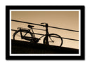 Cuadro enmarcado negro Paisaje Bicicleta de Paseo Atardecer, Bici