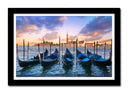 Cuadro enmarcado negro Paisaje Naturaleza Lago Gondolas Barcas Venecia