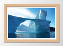 Cuadro enmarcado natural iceberg en el mar, tonos frios,hielo, oceano,antartida