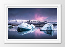 Cuadro enmarcado blanco paisaje aurora boreal, iceberg en el oceano