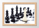 Cuadro enmarcado natural piezas de ajedrez