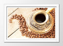 Cuadro enmarcado blanco café molido, taza de café, tetera