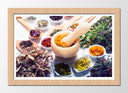 Cuadro enmarcado natural mortero lleno de especias, colores, sabores