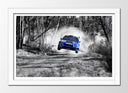 Cuadro enmarcado blanco Coche Carreas Subaru Azul Paisaje Bosque, Blanco y Negro