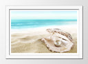 Cuadro enmarcado blanco ostra en la playa, perla, arena,mar, concha
