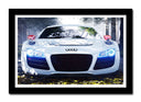 Cuadro enmarcado negro Audio R8 LMP, color blanco