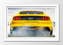 Cuadro enmarcado blanco Ford GT, amarillo