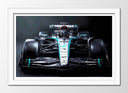 Cuadro enmarcado blanco Formula 1 2024, Mercedes W15, Hamilton, Russell