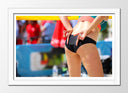 Cuadro enmarcado blanco volleyball, jugadora en un partido
