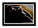 Cuadro enmarcado negro silueta mujer acostada, color neon