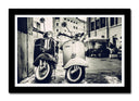 Cuadro enmarcado negro motos vespa vintage, retro, sepia