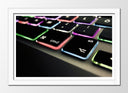 Cuadro enmarcado blanco teclado de ordenador gammer