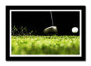 Cuadro enmarcado negro campo de gol, pelota, palo, noche