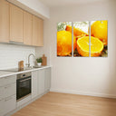 Estancia naranjas sobre agua, citrico