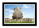 Cuadro enmarcado negro elefante con niña, amistad, decoracion, infantil