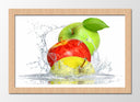 Cuadro enmarcado natural de manzanas en el agua, roja, verde, amarilla, fruta