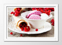 Cuadro enmarcado blanco helado de fresa, cucurucho, postre, verano