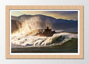 Cuadro enmarcado natural mar rompiendo sobre faro, atardecer,oceano