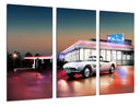 Tríptico coche retro en gasolinera años 50
